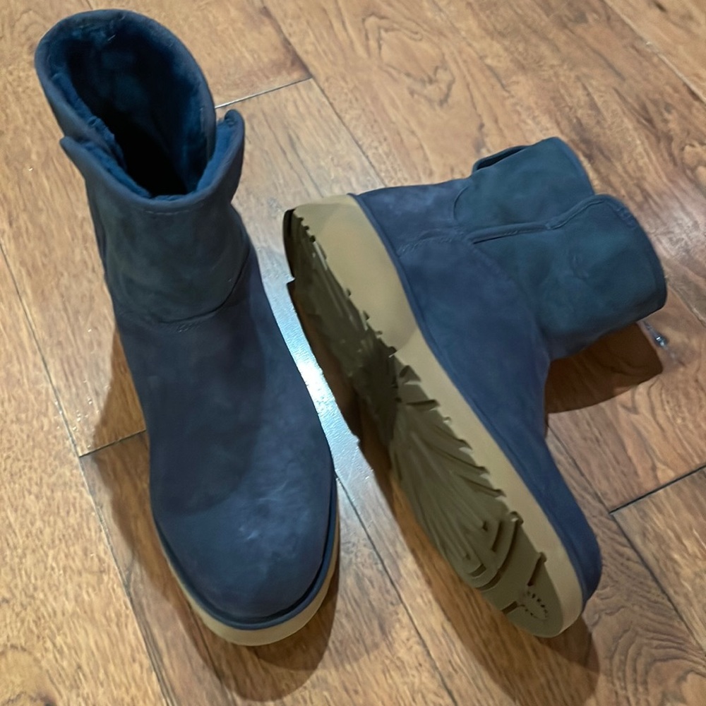 UGG NAVY BOOTS